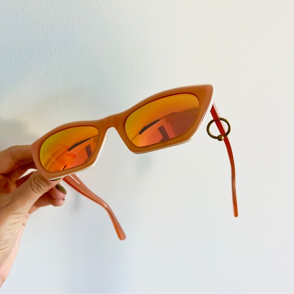 Acne Studios orange mirrored lenses cat eye sunglasses with a dangling piercing - Picture 3 of 12